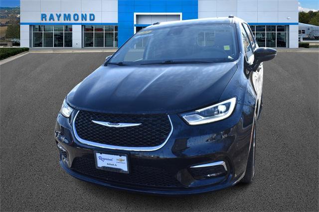 used 2022 Chrysler Pacifica car, priced at $30,842