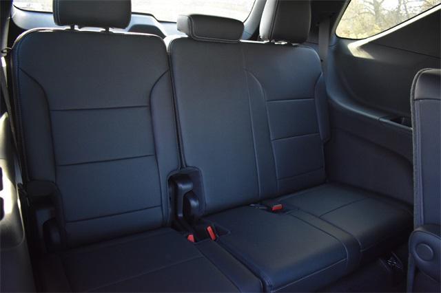 new 2026 Chevrolet Traverse car, priced at $47,085