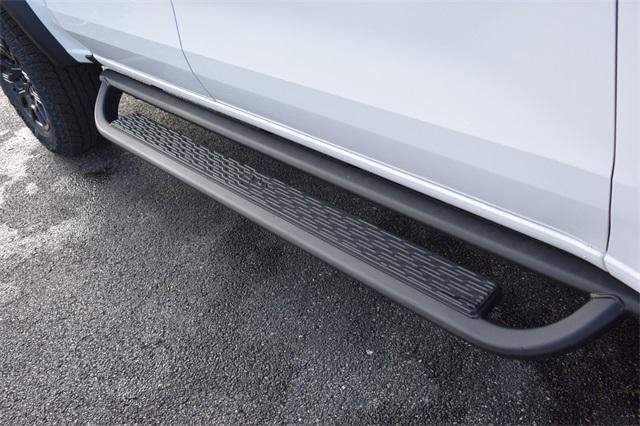 new 2026 Chevrolet Colorado car, priced at $43,946