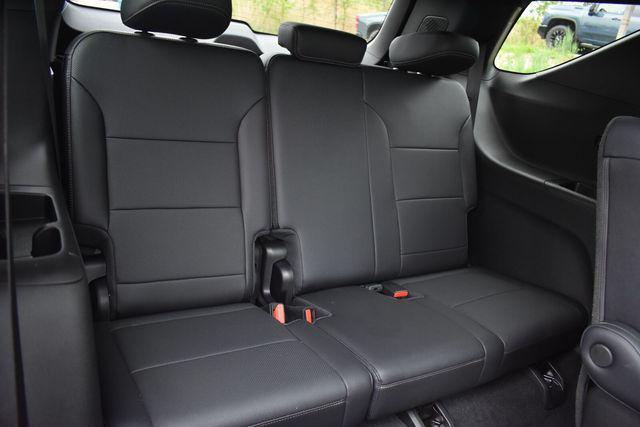 new 2025 Chevrolet Traverse car, priced at $50,910
