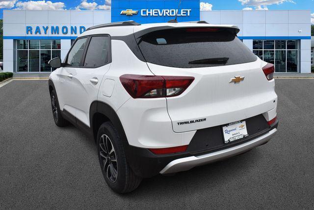 new 2026 Chevrolet TrailBlazer car, priced at $25,499
