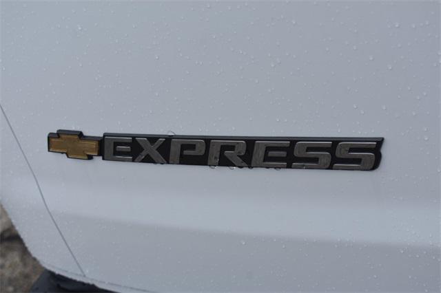 new 2025 Chevrolet Express 2500 car, priced at $42,900