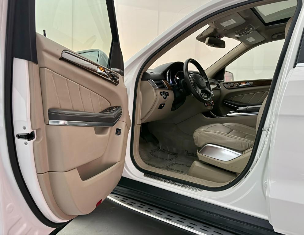 used 2014 Mercedes-Benz GL-Class car, priced at $10,900