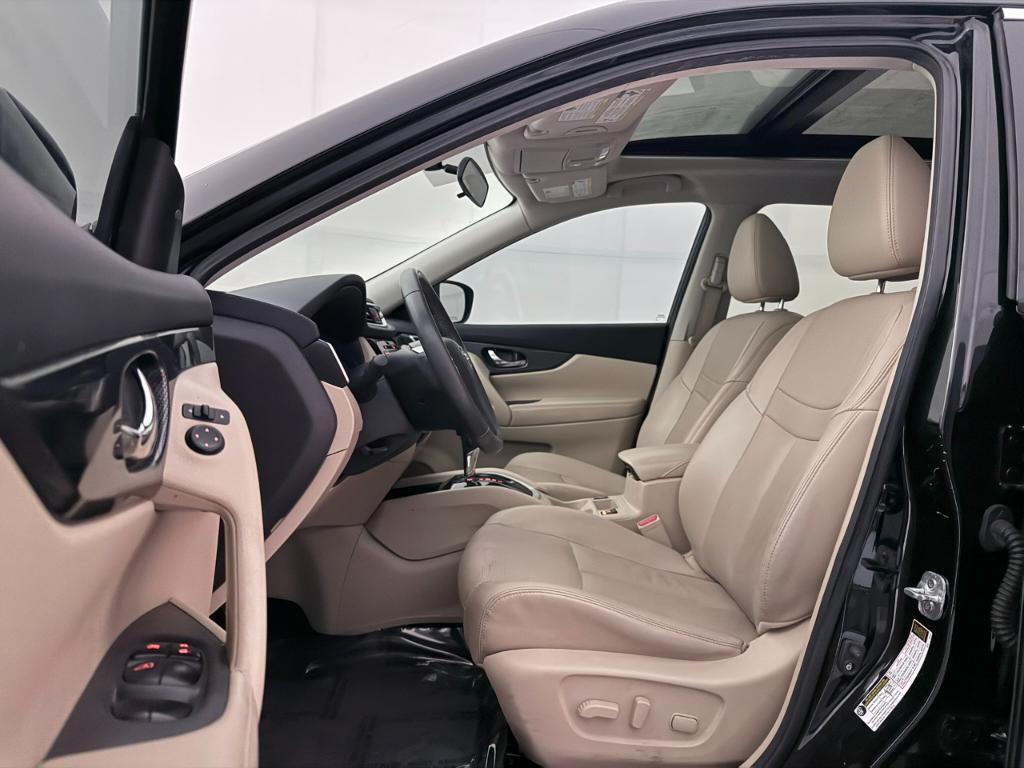 used 2016 Nissan Rogue car, priced at $12,200