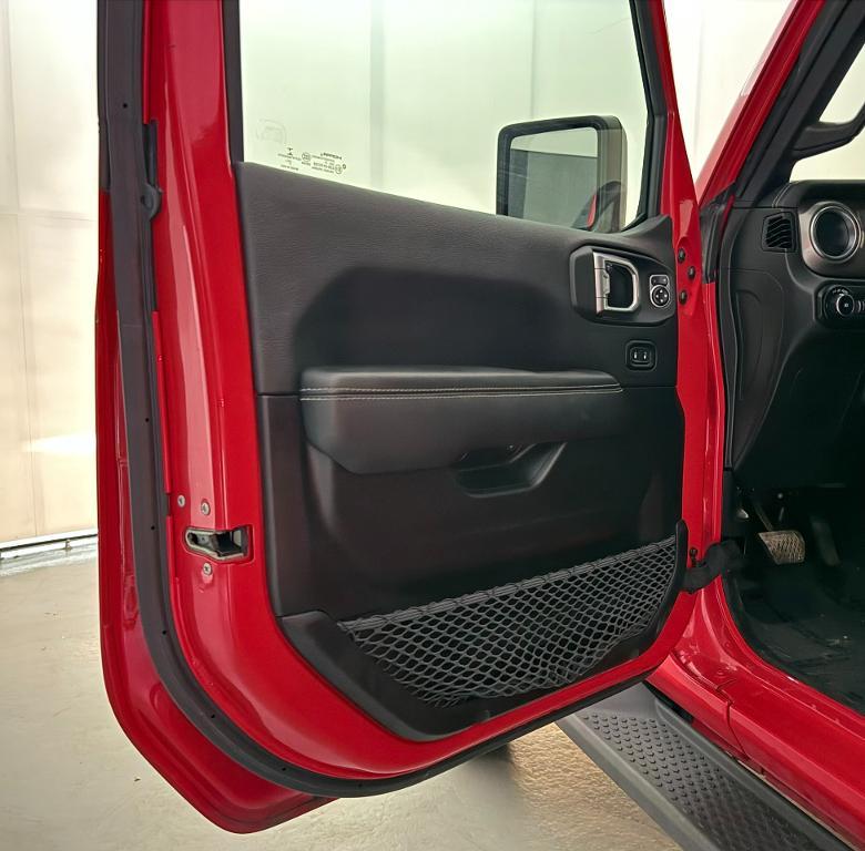 used 2021 Jeep Wrangler Unlimited car, priced at $27,900