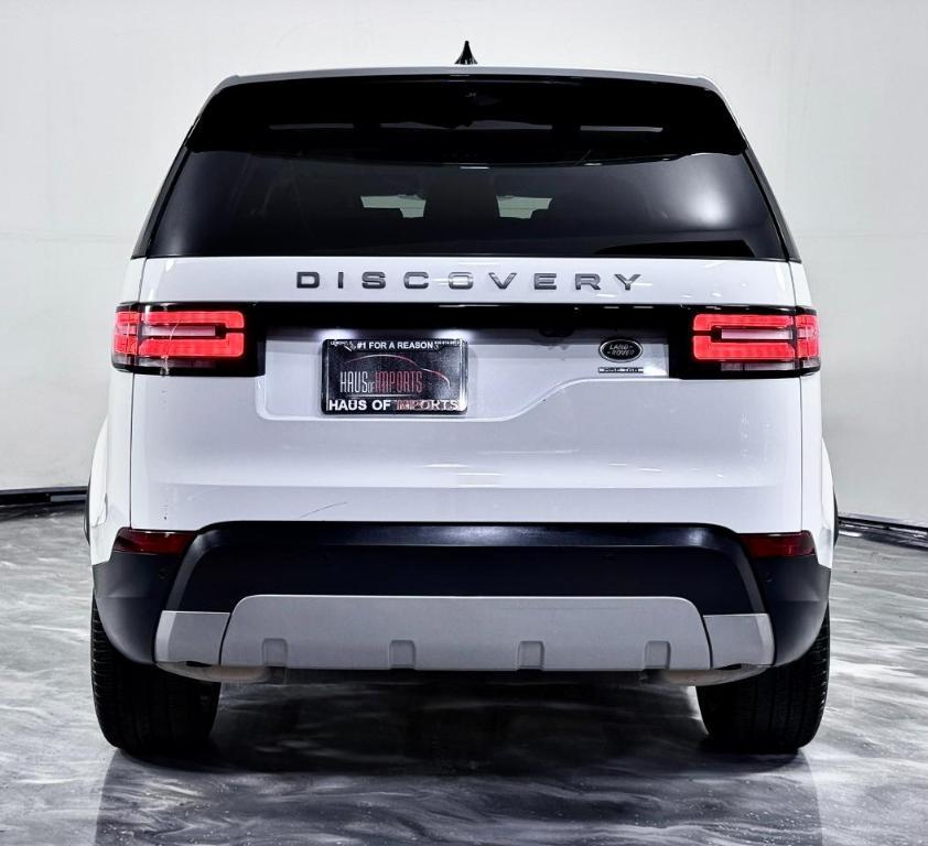 used 2018 Land Rover Discovery car, priced at $17,495