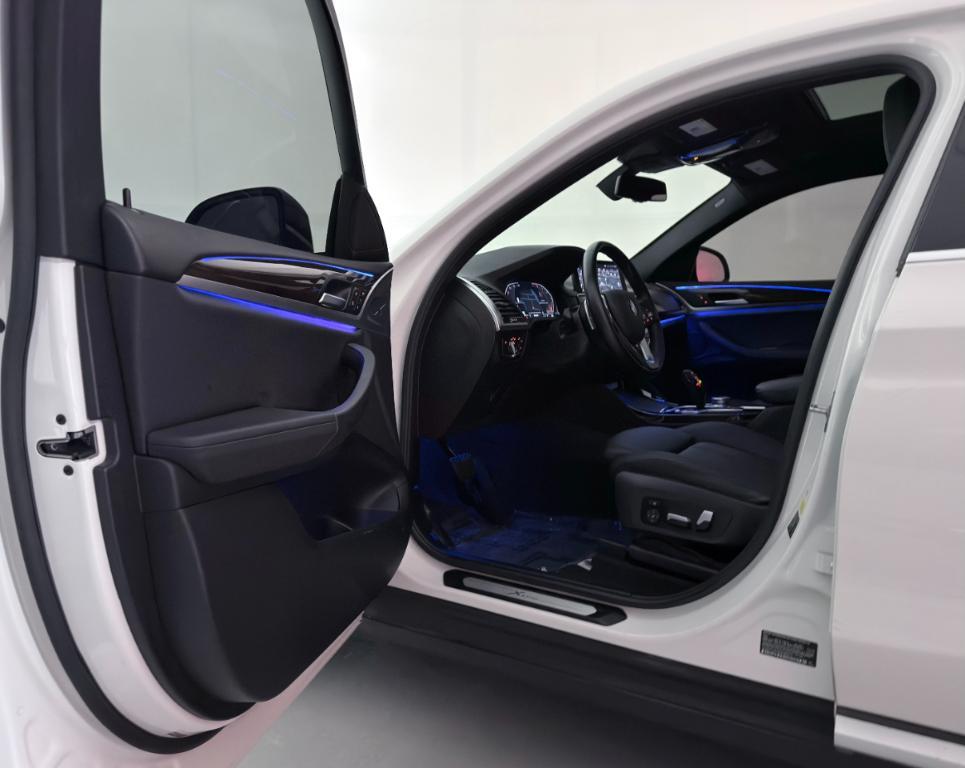 used 2021 BMW X4 car, priced at $29,400