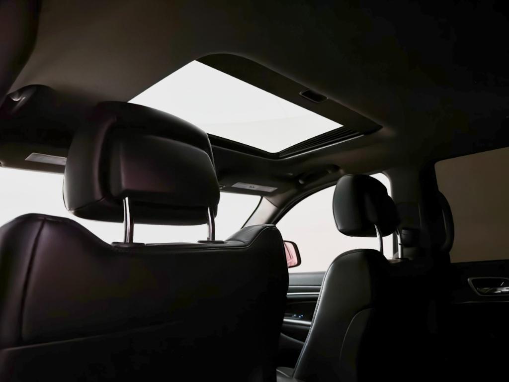 used 2018 Jeep Grand Cherokee car, priced at $16,800