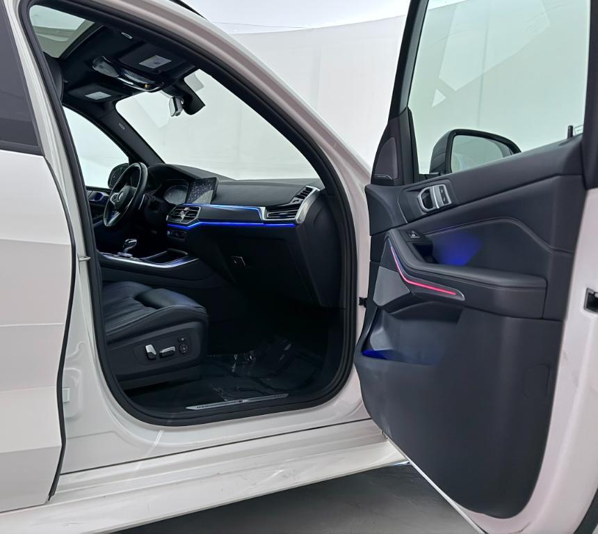 used 2019 BMW X5 car, priced at $26,500