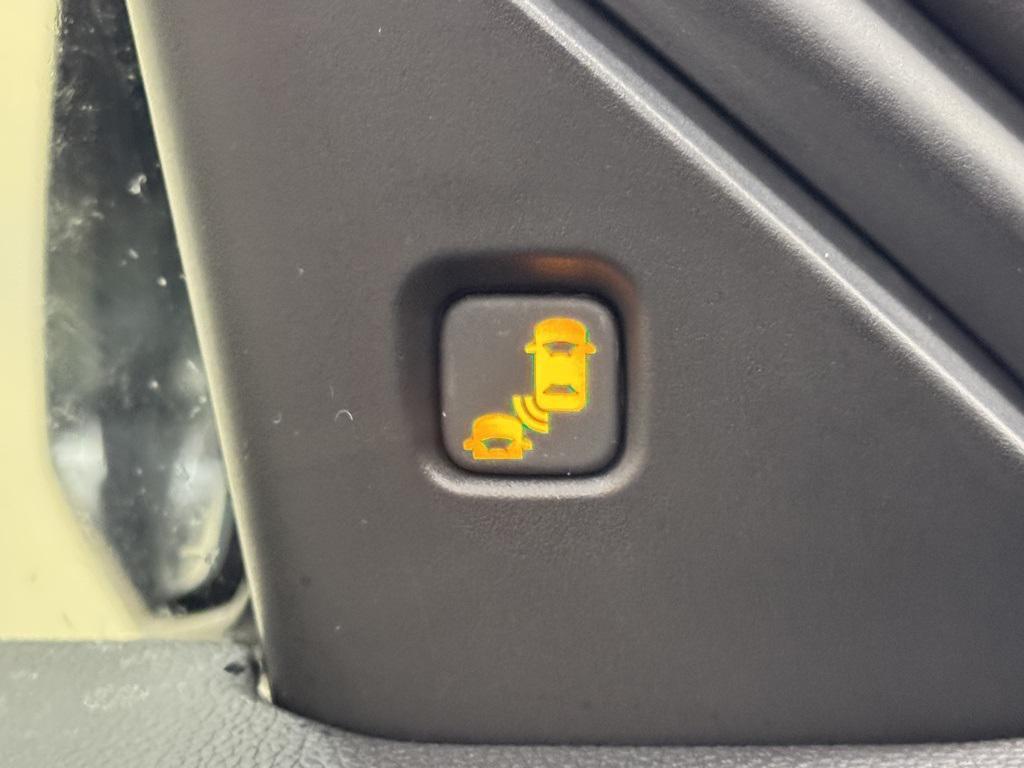 new 2026 Acura RDX car, priced at $52,650