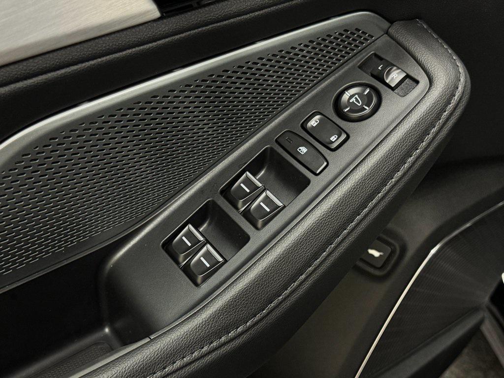 new 2026 Acura MDX car, priced at $56,050