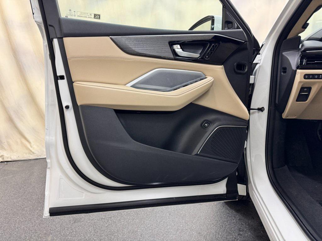 new 2026 Acura MDX car, priced at $68,950