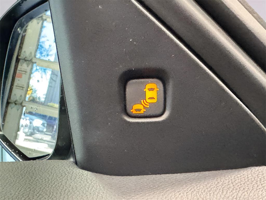 new 2025 Acura RDX car, priced at $46,650