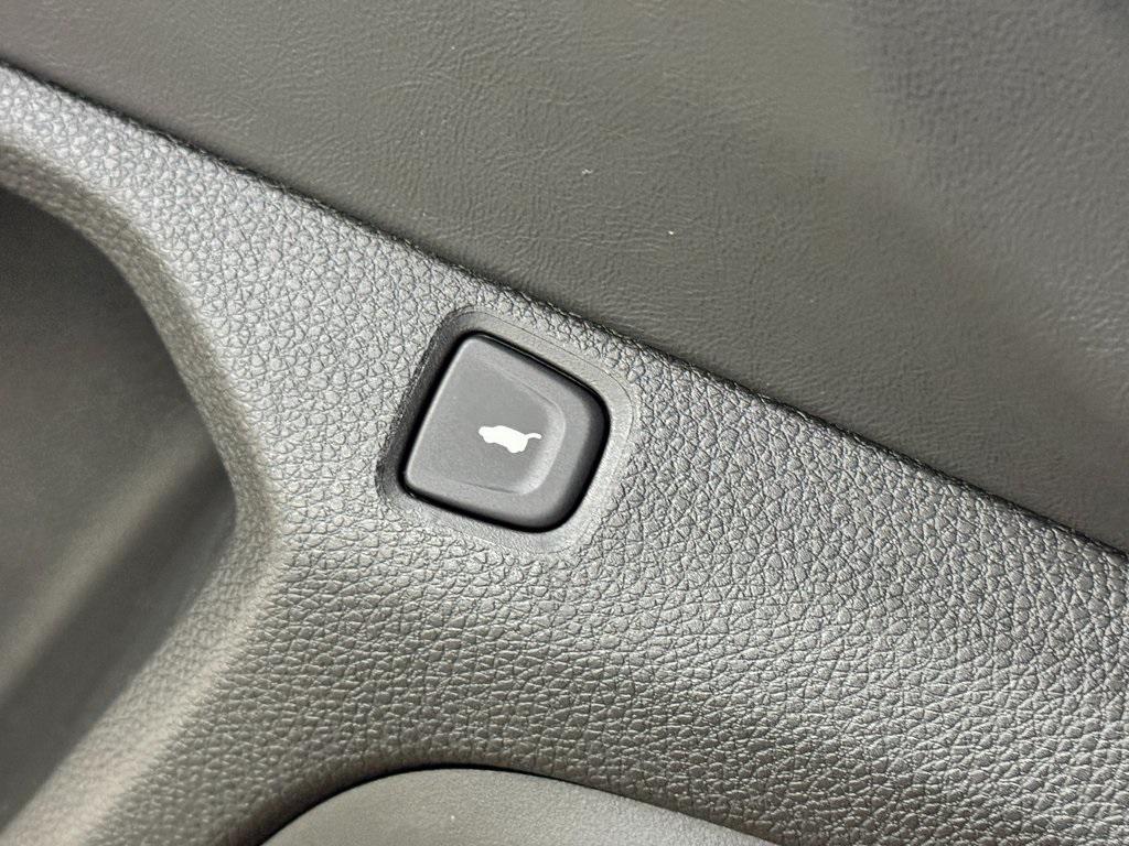 new 2026 Acura RDX car, priced at $52,650