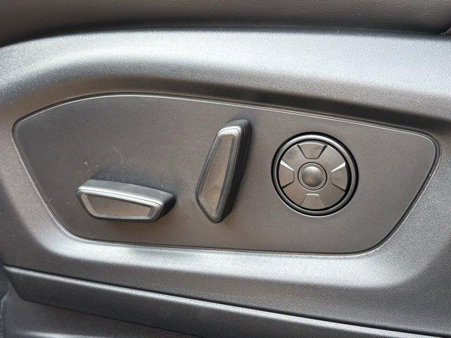 new 2025 Ford Explorer car, priced at $60,367