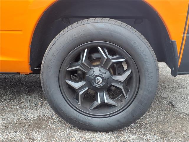 used 2015 Ram 1500 car, priced at $17,995