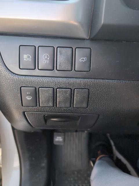 used 2019 Toyota Highlander car, priced at $25,995