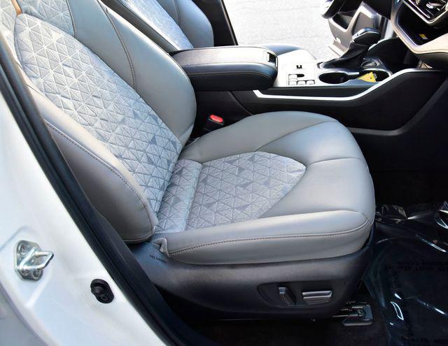 used 2023 Toyota Highlander Hybrid car, priced at $36,965