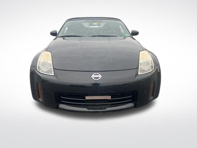 used 2006 Nissan 350Z car, priced at $12,900