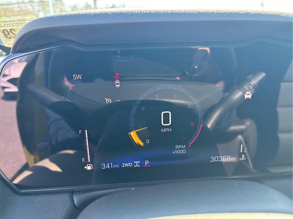 used 2024 Chevrolet TrailBlazer car, priced at $27,195