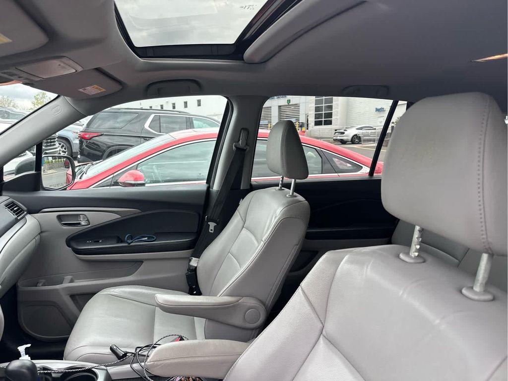 used 2017 Honda Pilot car, priced at $21,995