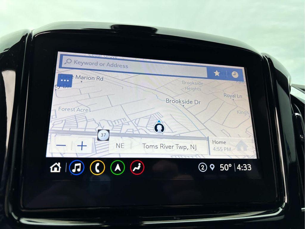 used 2022 Chevrolet Traverse car, priced at $31,295