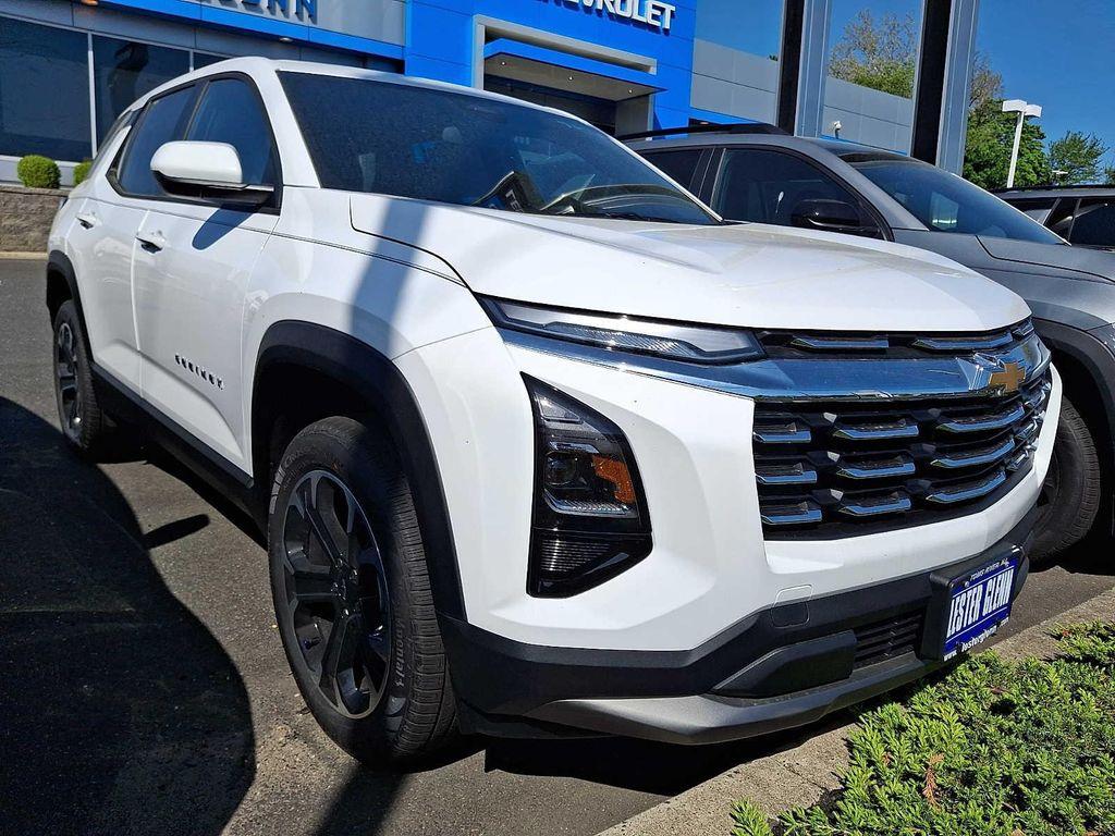 new 2026 Chevrolet Equinox car, priced at $33,445