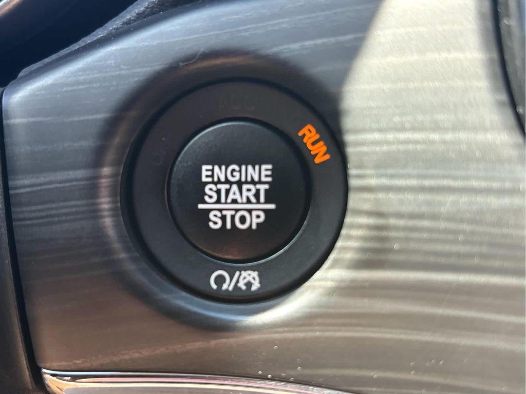 used 2020 Jeep Grand Cherokee car, priced at $20,595
