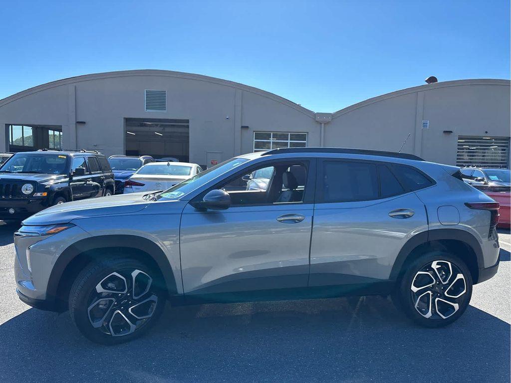 used 2025 Chevrolet Trax car, priced at $24,498