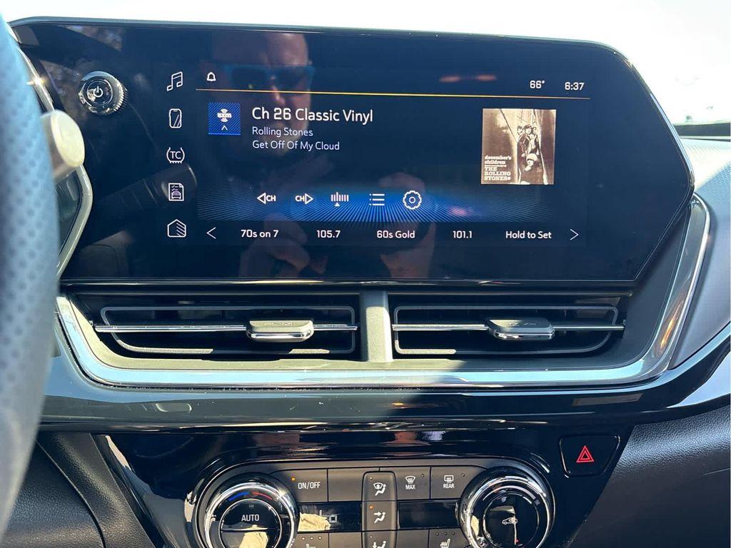 used 2025 Chevrolet Trax car, priced at $24,498