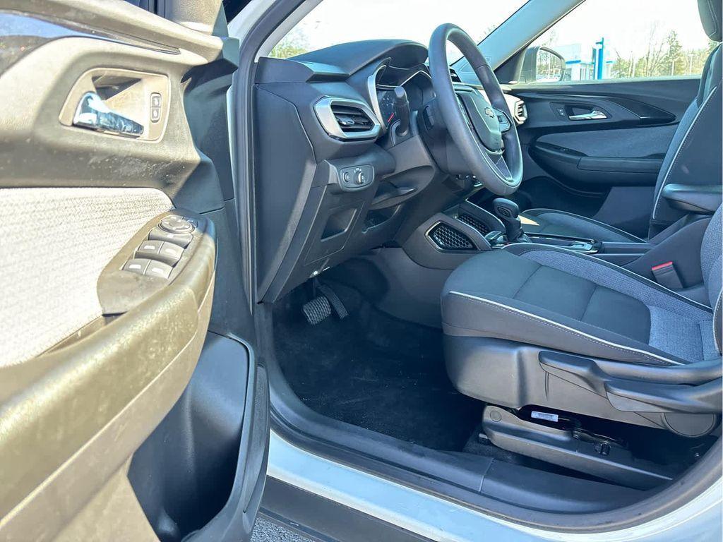 used 2023 Chevrolet TrailBlazer car, priced at $18,270