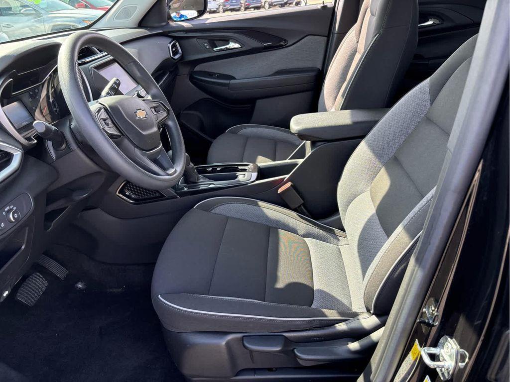 used 2023 Chevrolet TrailBlazer car, priced at $19,295