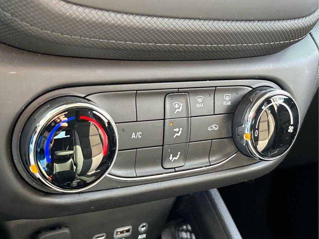 used 2023 Chevrolet TrailBlazer car, priced at $19,295