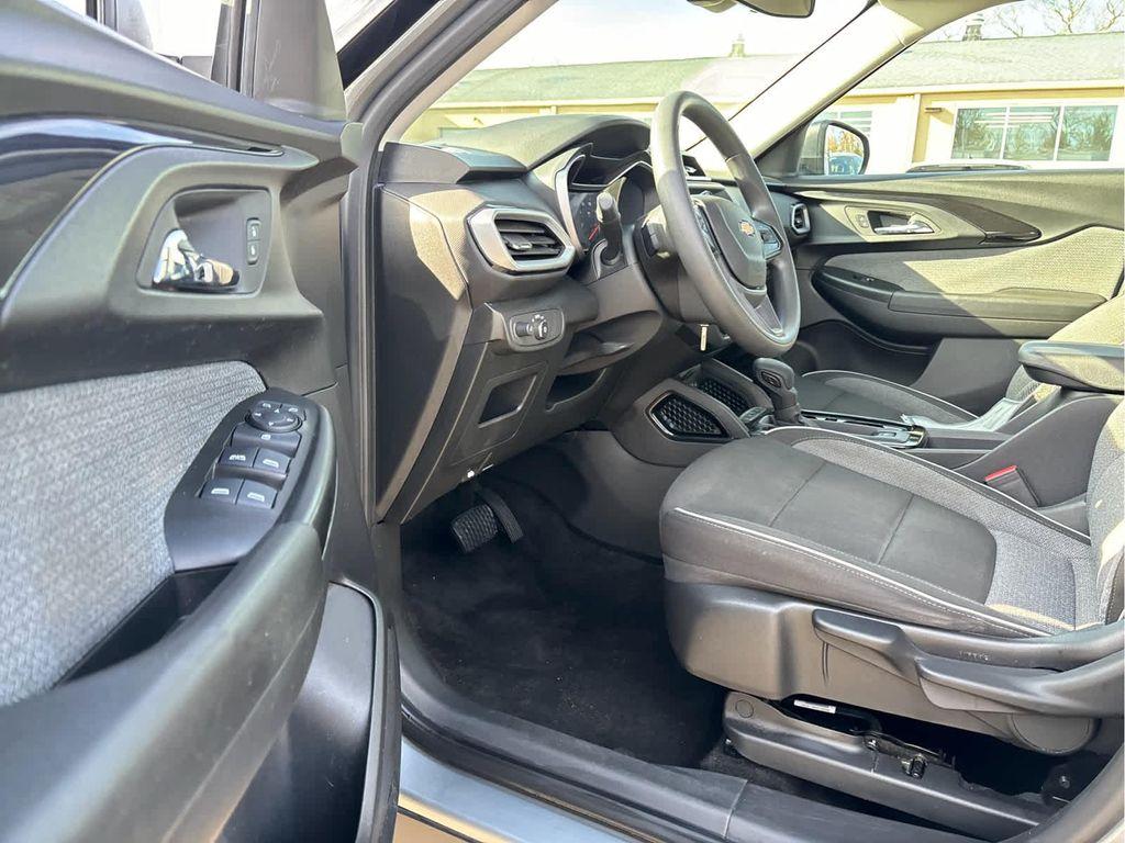 used 2023 Chevrolet TrailBlazer car, priced at $17,973