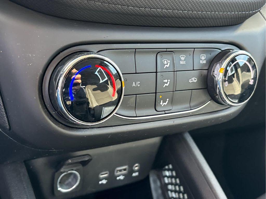 used 2023 Chevrolet TrailBlazer car, priced at $17,973