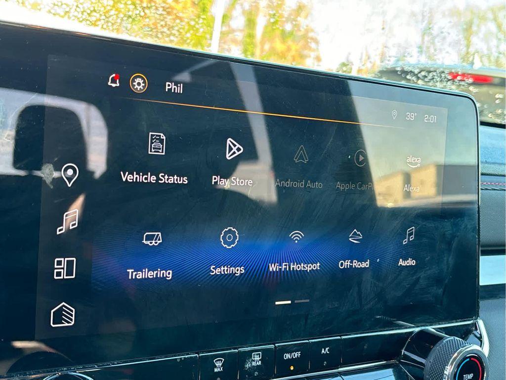 used 2024 Chevrolet Colorado car, priced at $40,989