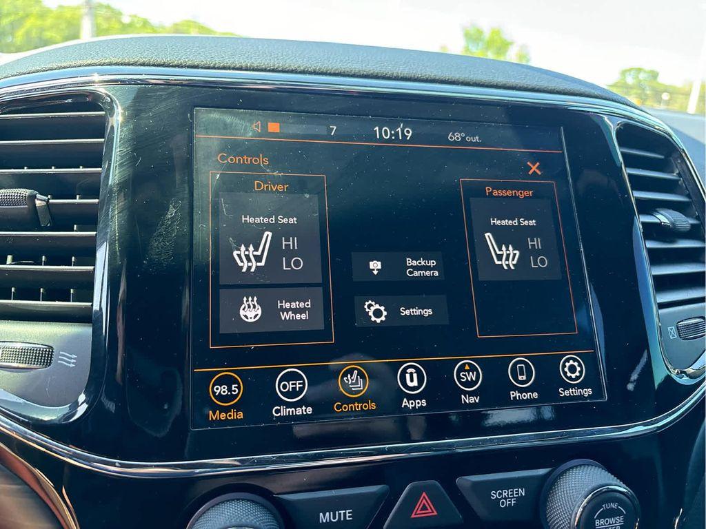 used 2020 Jeep Grand Cherokee car, priced at $19,244