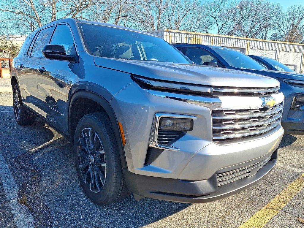 new 2026 Chevrolet Traverse car, priced at $45,407