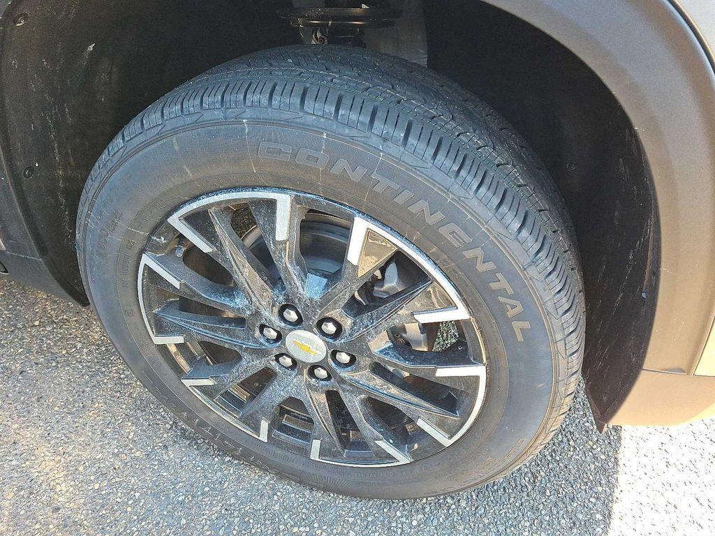 new 2026 Chevrolet Traverse car, priced at $45,407