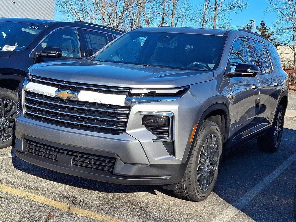 new 2026 Chevrolet Traverse car, priced at $45,407