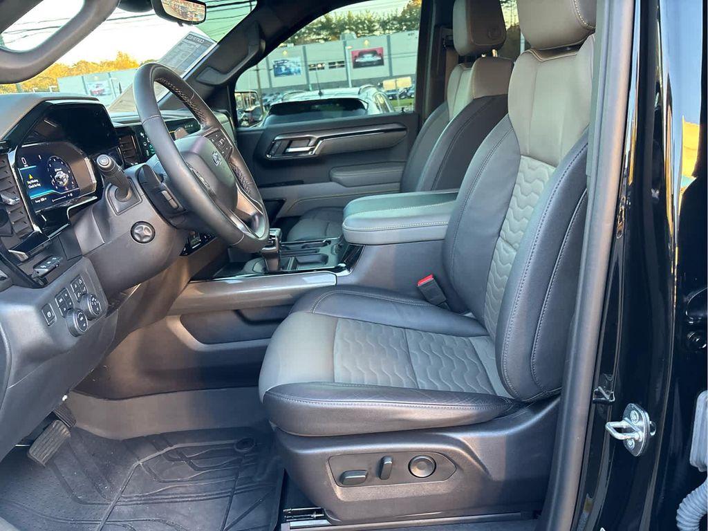 used 2024 Chevrolet Silverado 1500 car, priced at $51,999