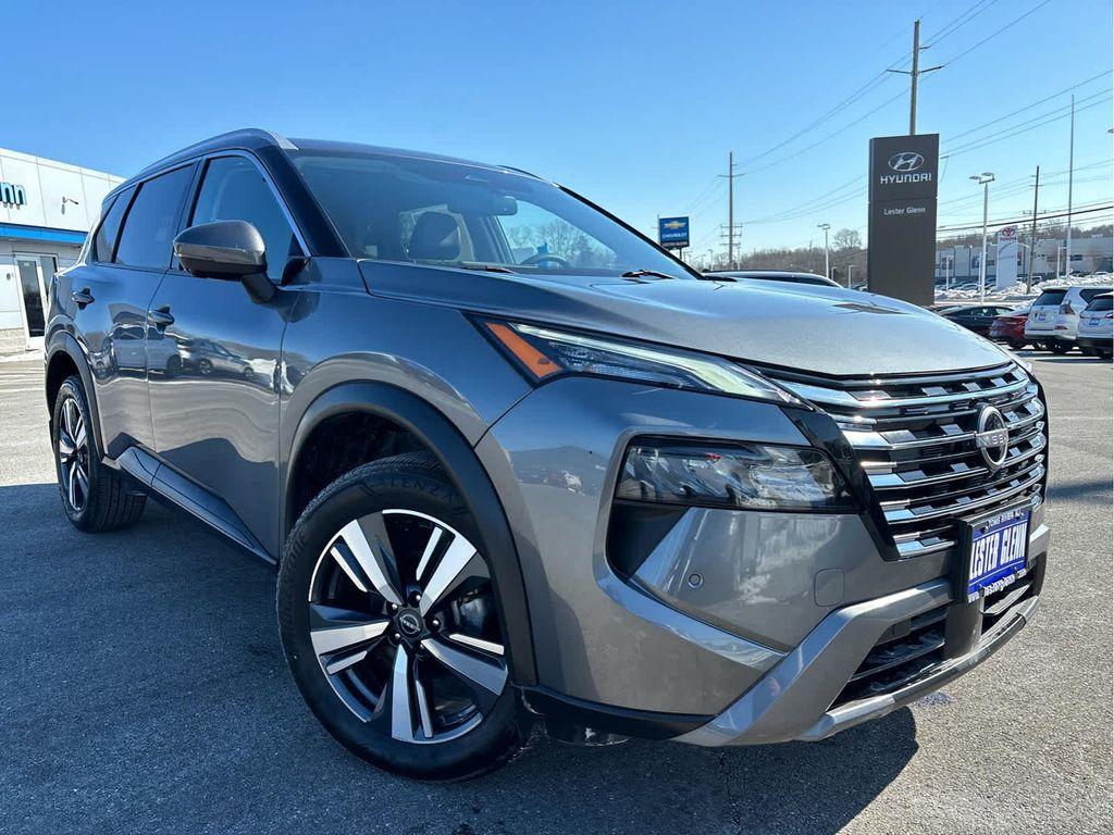 used 2024 Nissan Rogue car, priced at $28,995