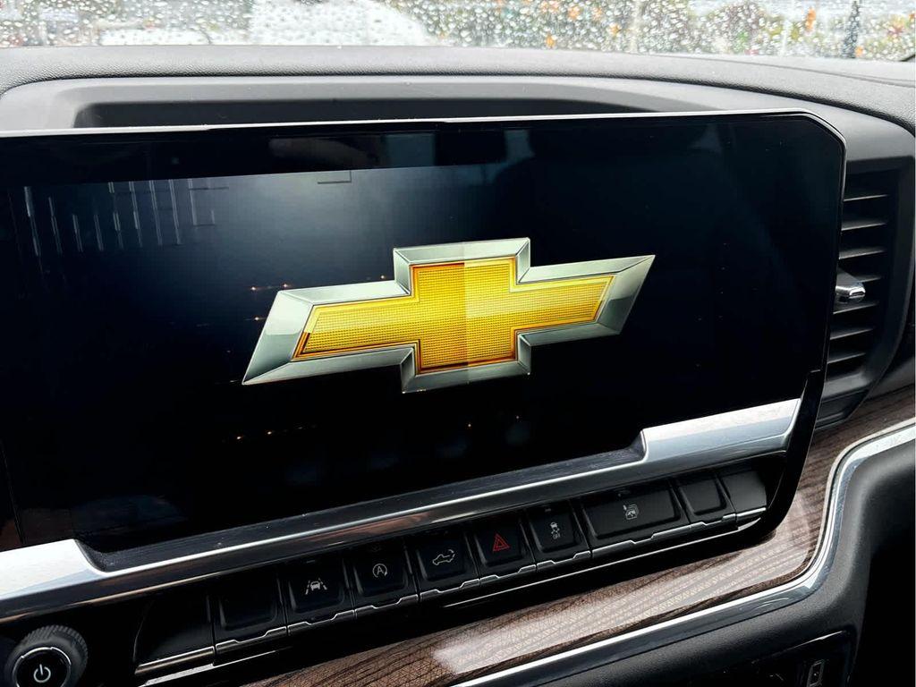 used 2022 Chevrolet Silverado 1500 car, priced at $45,044