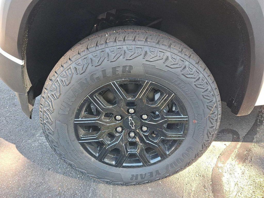 new 2026 Chevrolet Colorado car, priced at $41,523