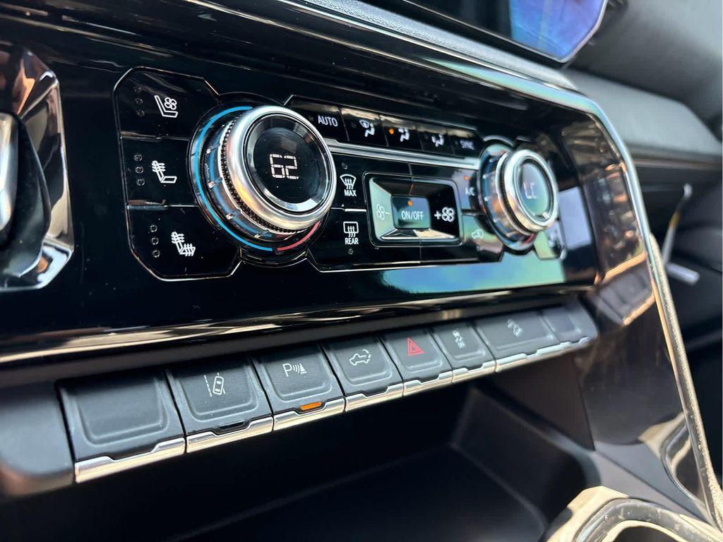 used 2024 GMC Sierra 2500 car, priced at $65,995