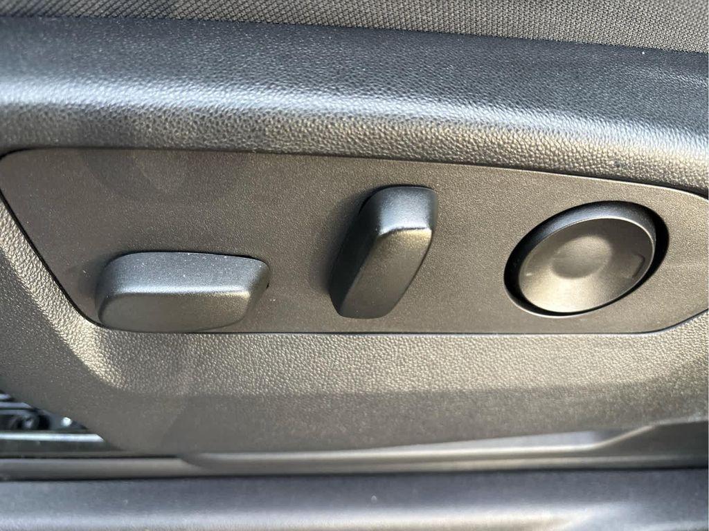 used 2022 Chevrolet Silverado 1500 car, priced at $38,748