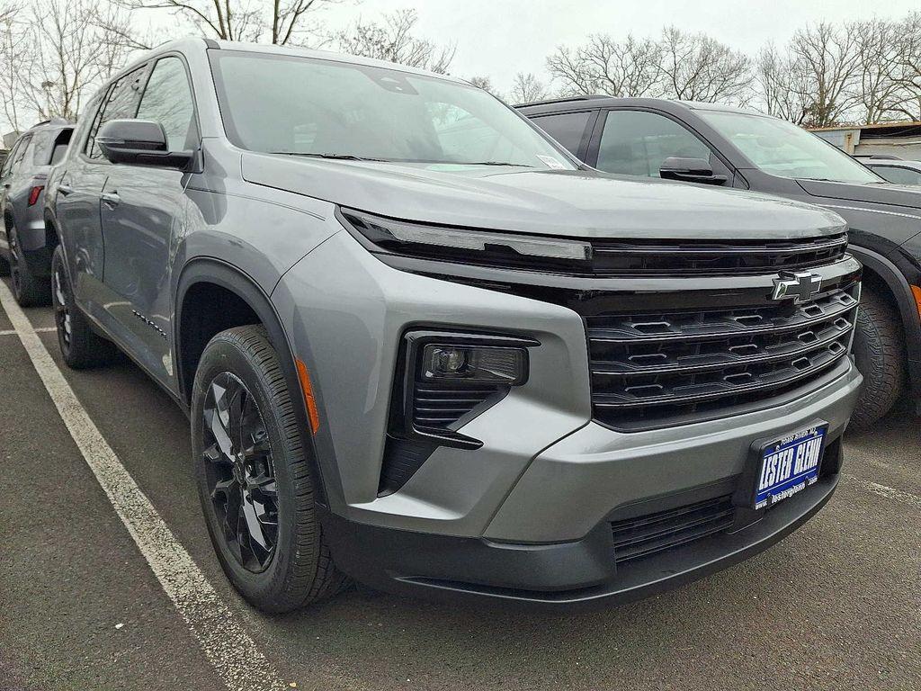 new 2026 Chevrolet Traverse car, priced at $48,493