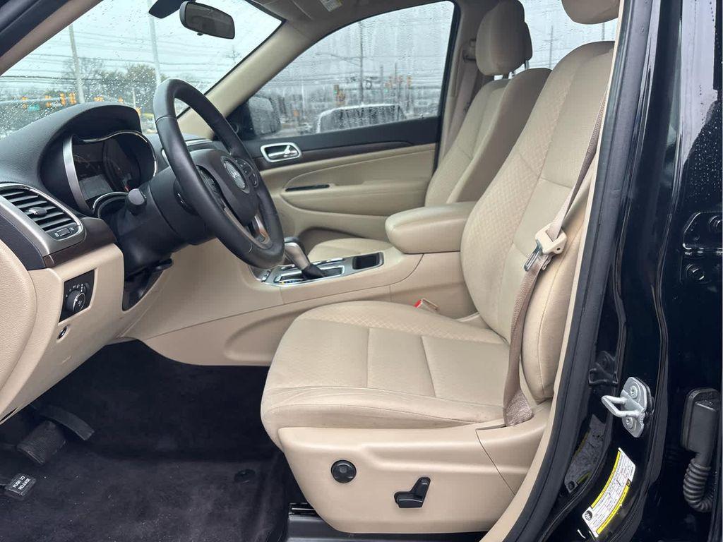 used 2018 Jeep Grand Cherokee car, priced at $15,995