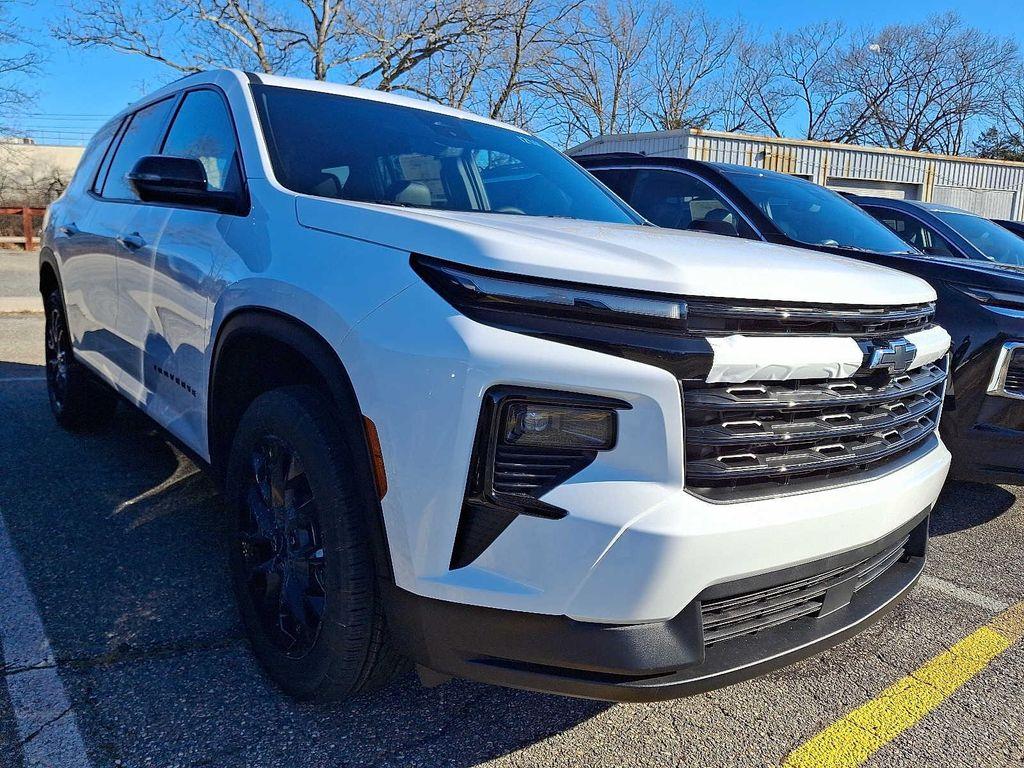 new 2026 Chevrolet Traverse car, priced at $45,192