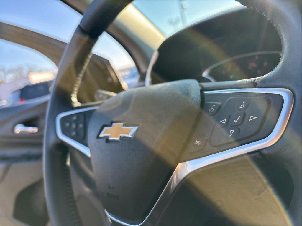 used 2022 Chevrolet Equinox car, priced at $19,449